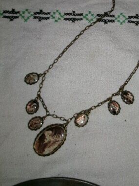 Vtg Catholic Holy Family pendant charm necklace 18 in brass serpia and brown
